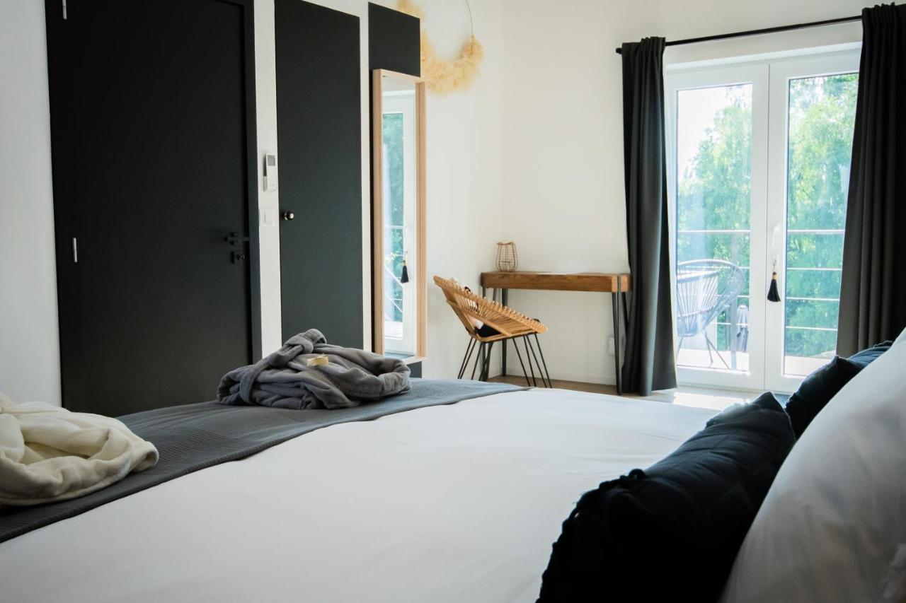 Braives Au Calme De Hosdent Bed & Breakfast エクステリア 写真