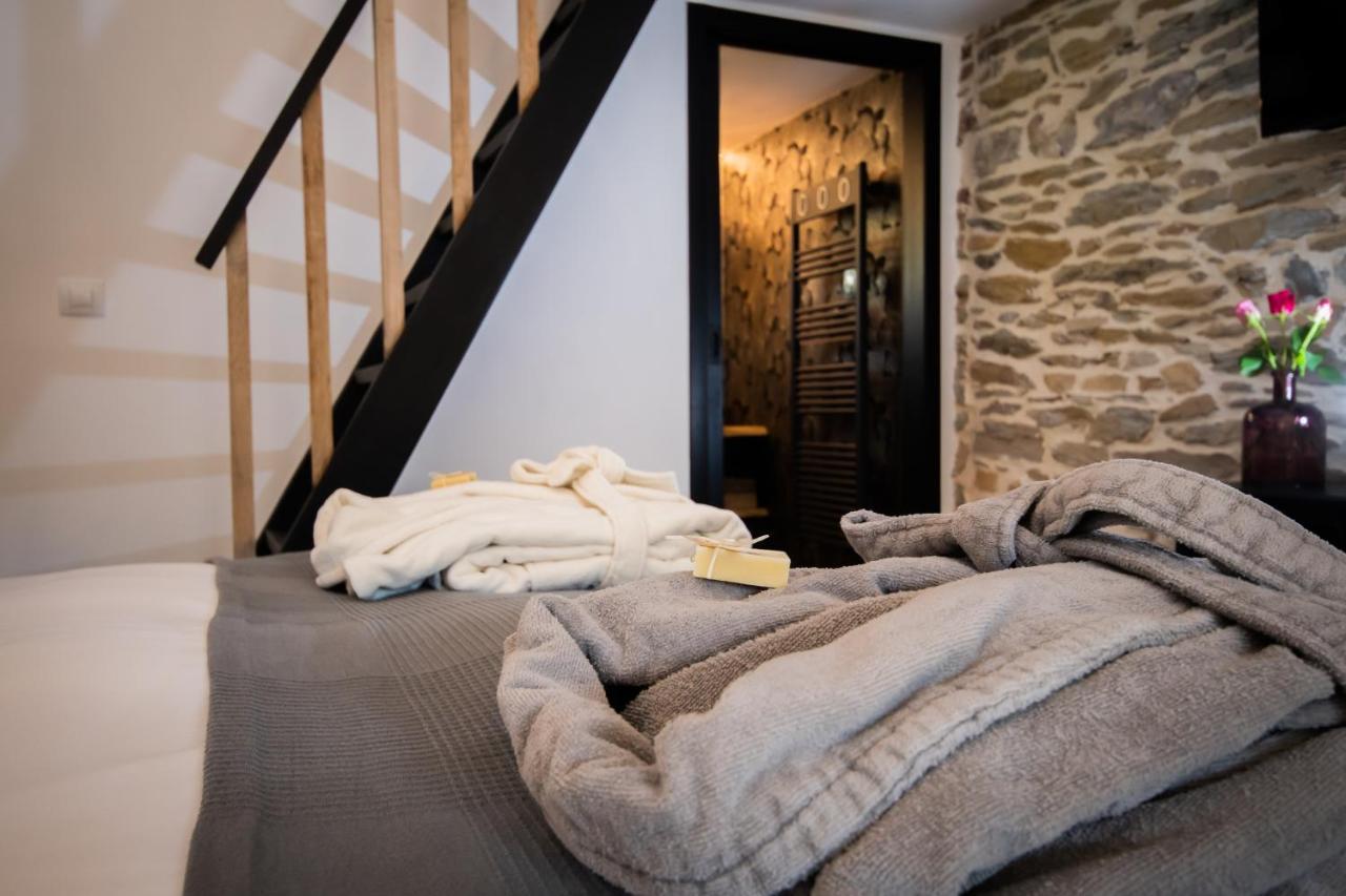 Braives Au Calme De Hosdent Bed & Breakfast エクステリア 写真