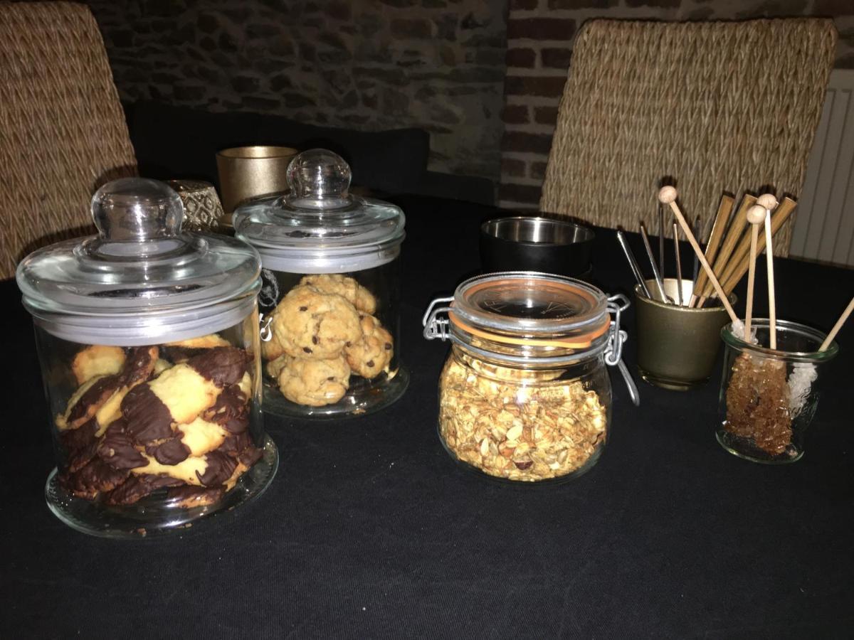 Braives Au Calme De Hosdent Bed & Breakfast エクステリア 写真